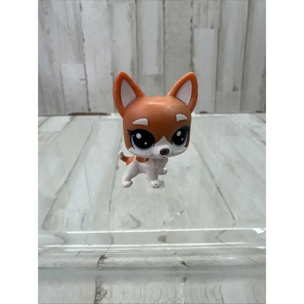 Lot Of 5 Littlest Pet Shop Mini LPS Figures Bree, Clicks, Neela, Babs, Juan